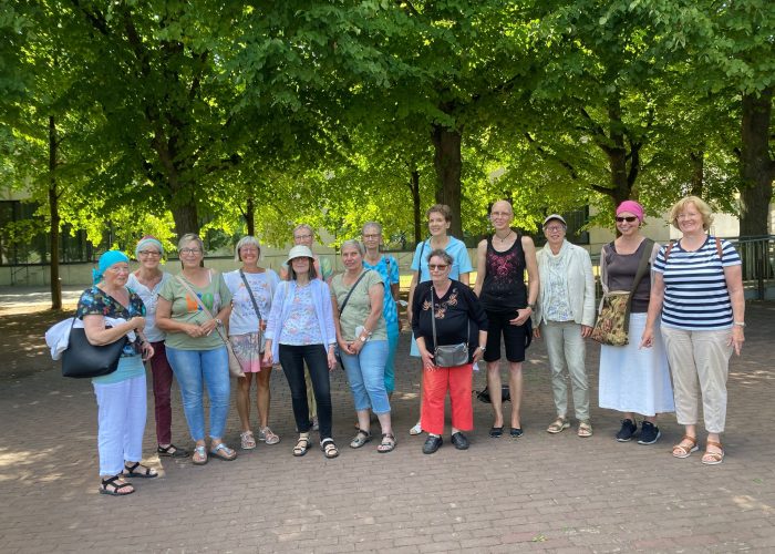 Spaziergang mit Teilnehmerinnen des Onko Cafes